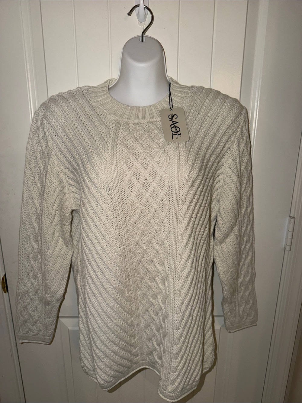 SAOL Women's Off White Cable Knit Crewneck Sweater - Classic Neutral